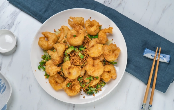 Crispy Fried Shrimp with Garlic and Scallions